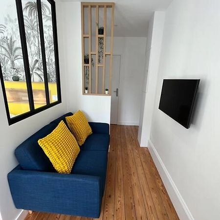 Studio Au Coeur De Caen-Renove Apartment Luaran gambar
