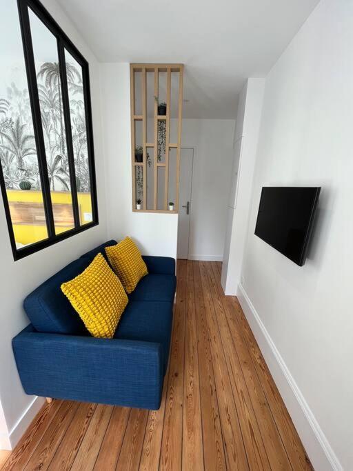 Studio Au Coeur De Caen-Renove Apartment Luaran gambar
